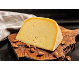 Сыр полутвердый